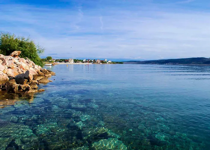 In Starigrad-paklenica 50110 Apartman *